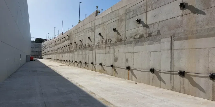 Illustrative image of Active/passive anchor design in Oceanside